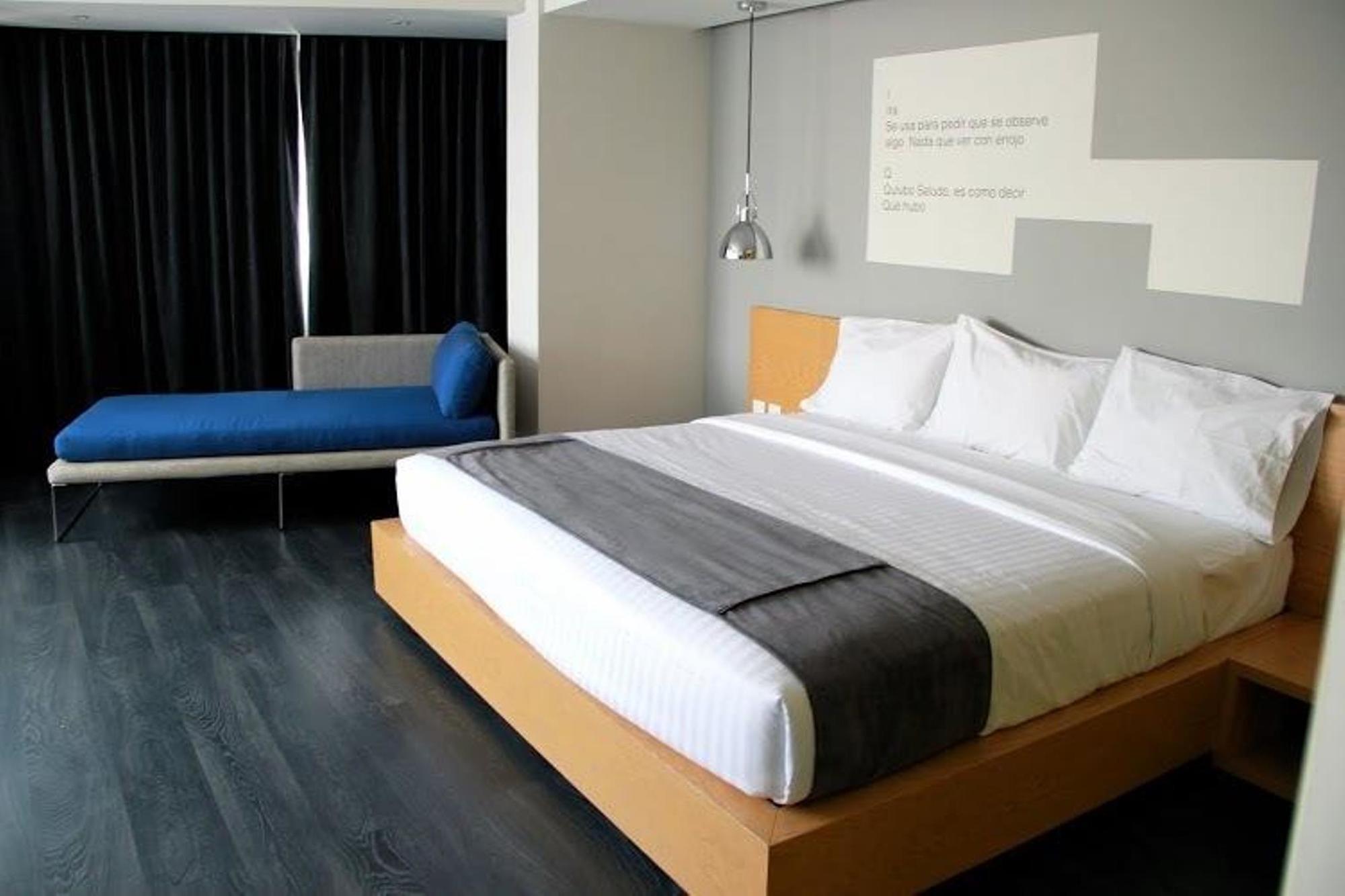 เปร์ลา เซ็นทรัล Hotel กัวดาลาฮารา ภายนอก รูปภาพ