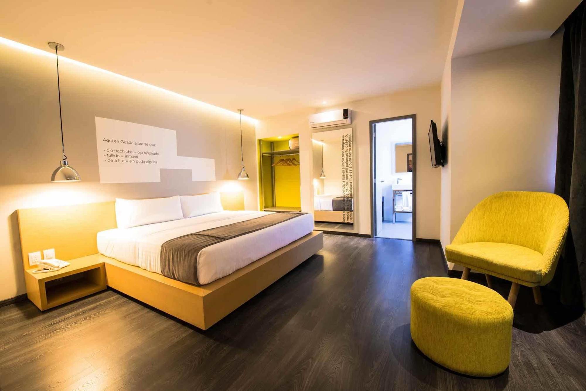 เปร์ลา เซ็นทรัล Hotel กัวดาลาฮารา ภายนอก รูปภาพ